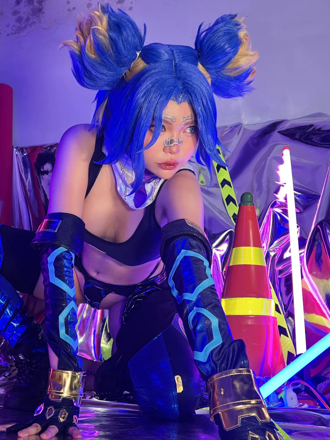 ZinieQ - Valorant Neon [41P,2V-616MB] tg@simisebaisi 【丝足阁】037.webp